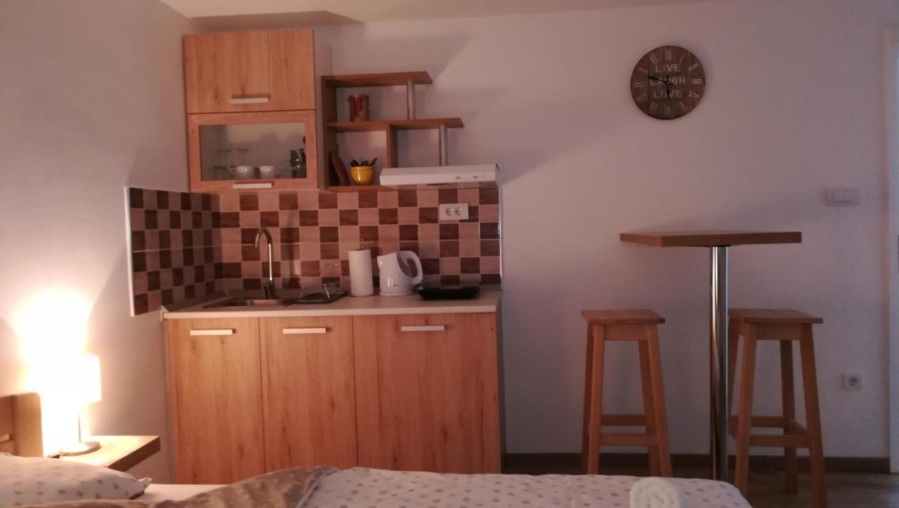 M4U Apartments Nis Bagian luar foto