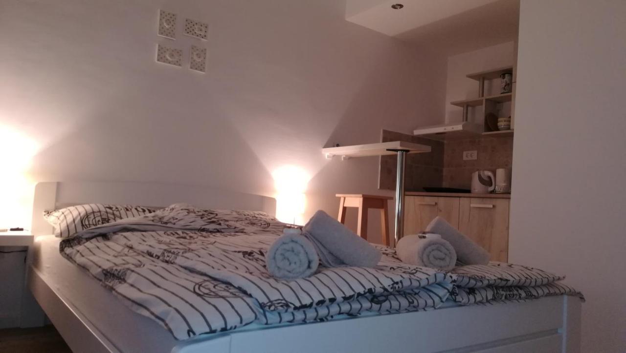M4U Apartments Nis Bagian luar foto