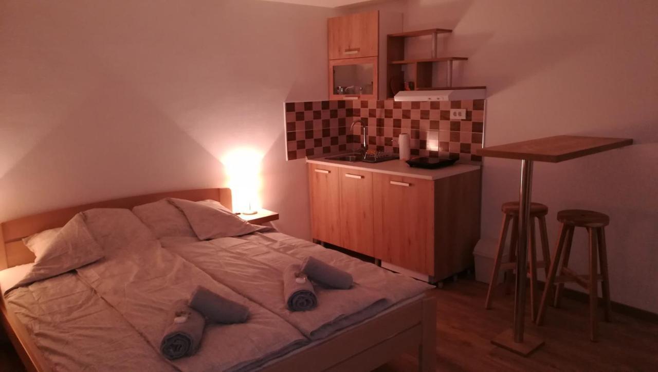 M4U Apartments Nis Bagian luar foto
