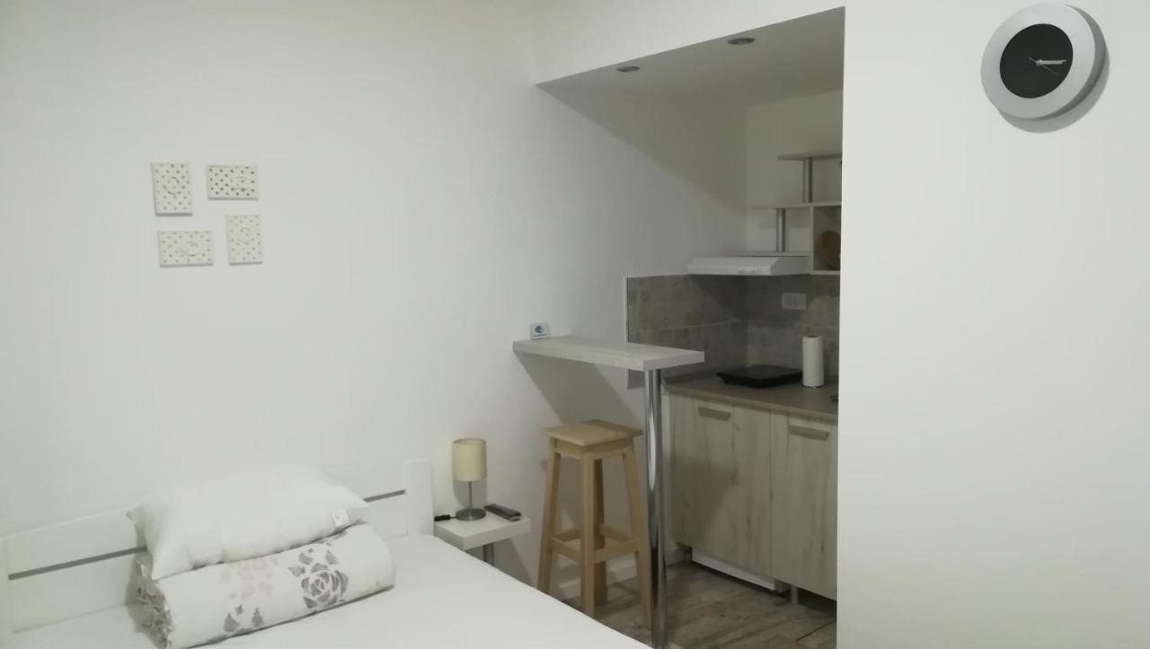 M4U Apartments Nis Bagian luar foto