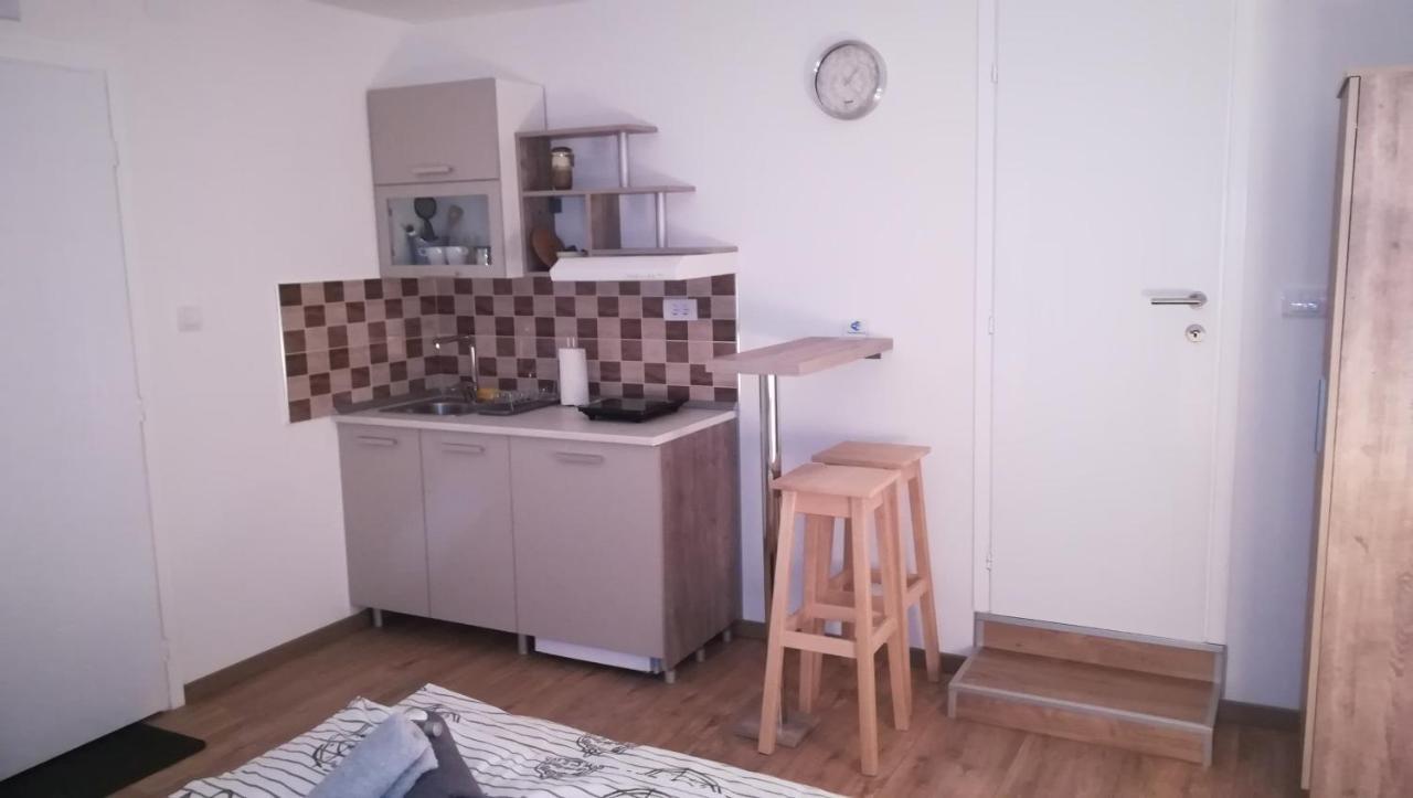 M4U Apartments Nis Bagian luar foto