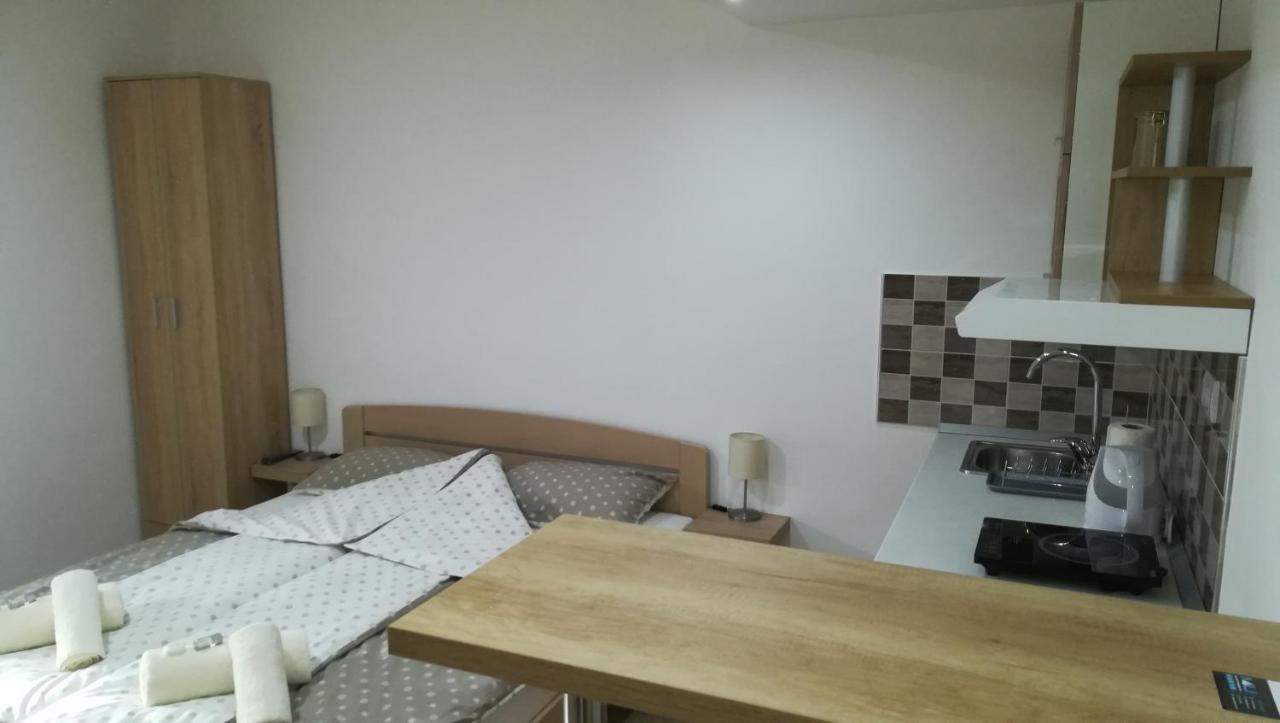 M4U Apartments Nis Bagian luar foto